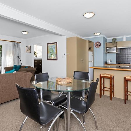 The Village Apartment, Just Steps To The Village Shops, Bars And Restaurants ハブロック・ノース エクステリア 写真
