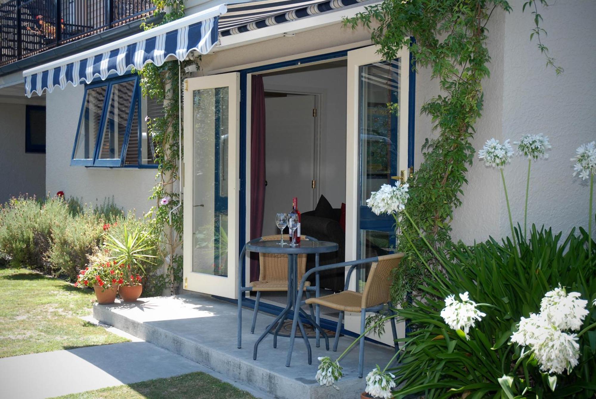 The Village Apartment, Just Steps To The Village Shops, Bars And Restaurants ハブロック・ノース エクステリア 写真